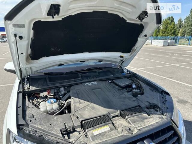 Білий Ауді Ку 7, об'ємом двигуна 2.97 л та пробігом 202 тис. км за 46900 $, фото 72 на Automoto.ua