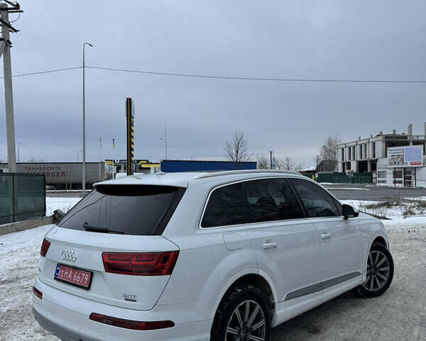Белый Ауди Ку 7, объемом двигателя 3 л и пробегом 234 тыс. км за 19200 $, фото 2 на Automoto.ua