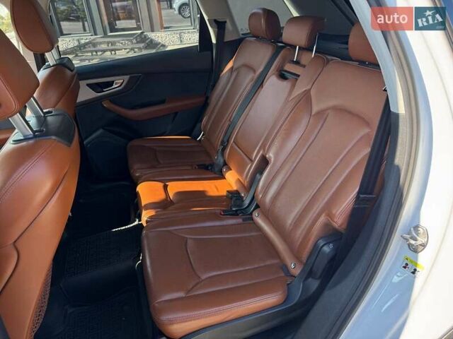Ауді Ку 7 2016 у Каменце-Подольском на Automoto.ua Білий Ауді Ку 7, об'ємом двигуна 2.97 л та пробігом 282 тис. км за 38000 $, фото 33 на Automoto.ua