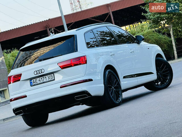Белый Ауди Ку 7, объемом двигателя 2.97 л и пробегом 195 тыс. км за 32900 $, фото 11 на Automoto.ua