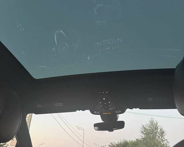 Белый Ауди Ку 7, объемом двигателя 3 л и пробегом 190 тыс. км за 30000 $, фото 4 на Automoto.ua