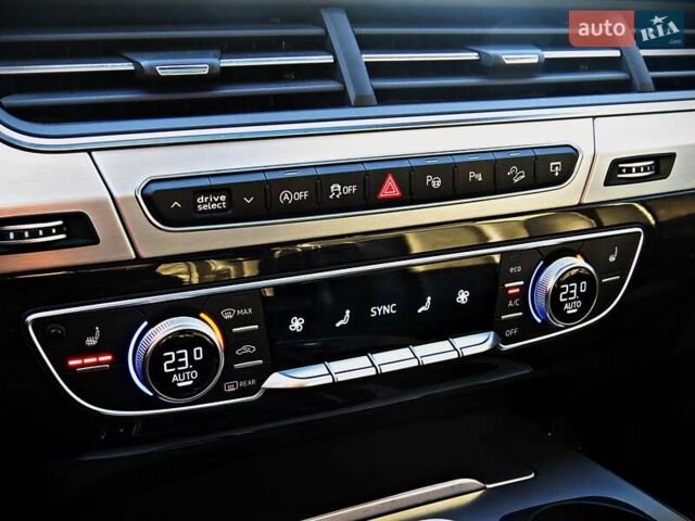 Белый Ауди Ку 7, объемом двигателя 2.97 л и пробегом 202 тыс. км за 43000 $, фото 32 на Automoto.ua