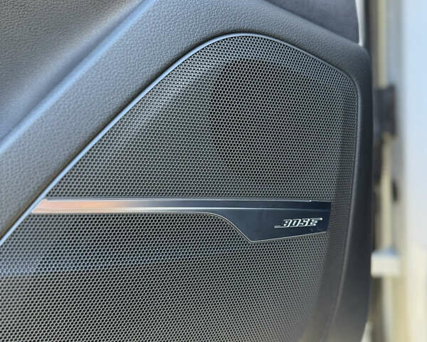 Белый Ауди Ку 7, объемом двигателя 2.97 л и пробегом 208 тыс. км за 48000 $, фото 57 на Automoto.ua