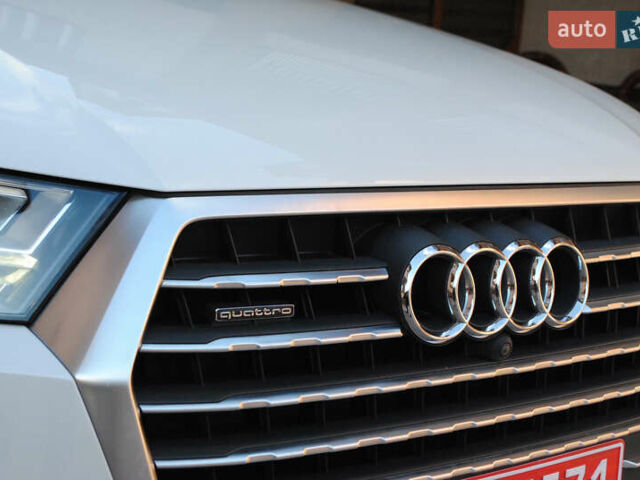 Белый Ауди Ку 7, объемом двигателя 3 л и пробегом 225 тыс. км за 23500 $, фото 15 на Automoto.ua