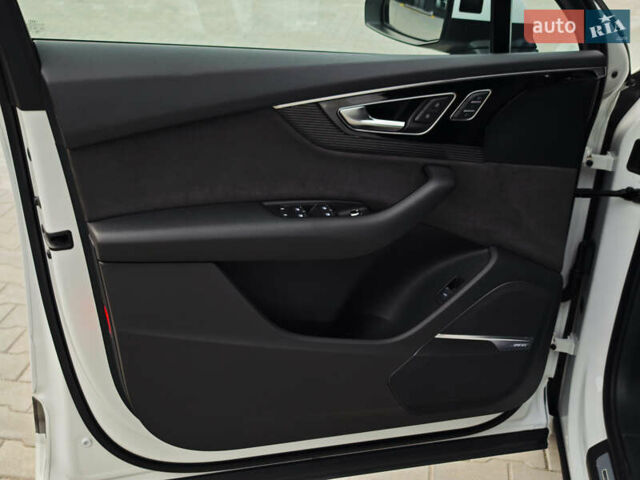 Белый Ауди Ку 7, объемом двигателя 3 л и пробегом 161 тыс. км за 47000 $, фото 18 на Automoto.ua