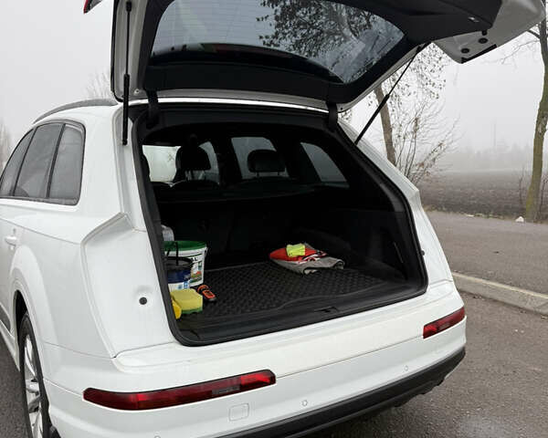 Белый Ауди Ку 7, объемом двигателя 2.97 л и пробегом 152 тыс. км за 39000 $, фото 28 на Automoto.ua