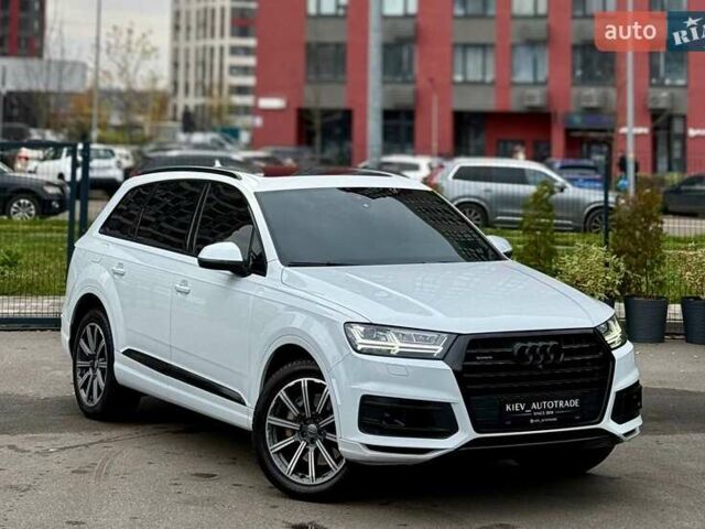 Белый Ауди Ку 7, объемом двигателя 3 л и пробегом 236 тыс. км за 22900 $, фото 1 на Automoto.ua