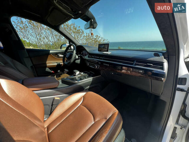 Белый Ауди Ку 7, объемом двигателя 2.97 л и пробегом 115 тыс. км за 40500 $, фото 12 на Automoto.ua