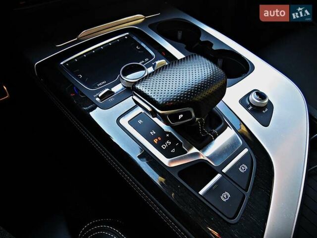 Белый Ауди Ку 7, объемом двигателя 2.97 л и пробегом 202 тыс. км за 43000 $, фото 33 на Automoto.ua