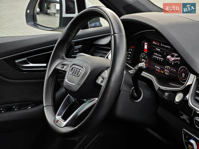 Белый Ауди Ку 7, объемом двигателя 3 л и пробегом 161 тыс. км за 47000 $, фото 82 на Automoto.ua