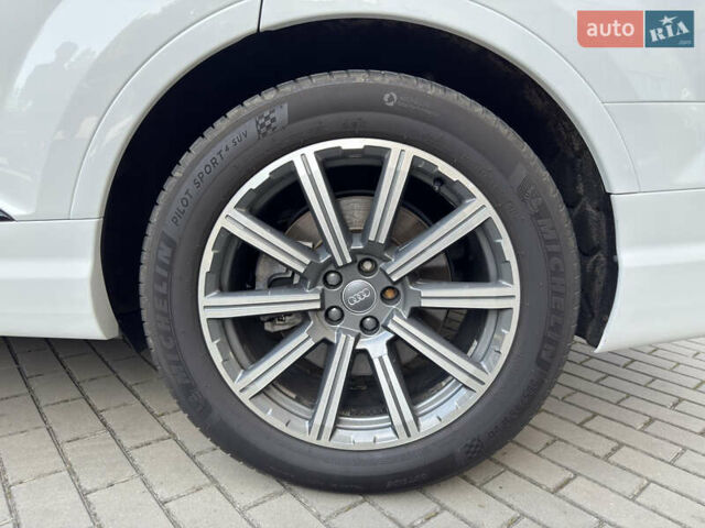 Белый Ауди Ку 7, объемом двигателя 3 л и пробегом 169 тыс. км за 42000 $, фото 38 на Automoto.ua