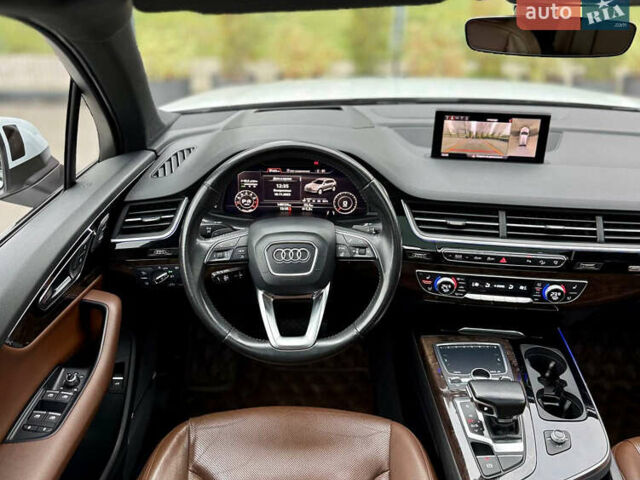 Белый Ауди Ку 7, объемом двигателя 3 л и пробегом 236 тыс. км за 22900 $, фото 16 на Automoto.ua