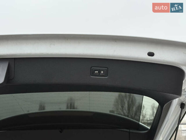 Белый Ауди Ку 7, объемом двигателя 3 л и пробегом 296 тыс. км за 19700 $, фото 42 на Automoto.ua