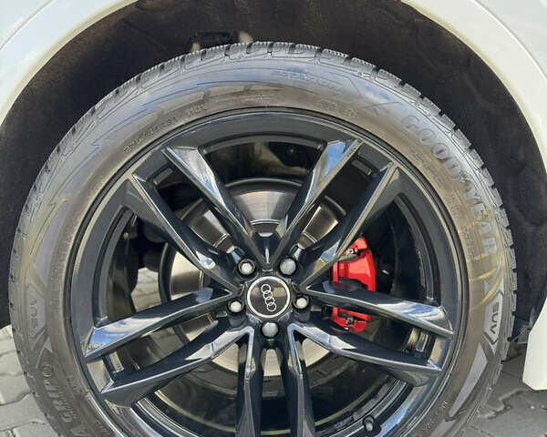 Белый Ауди Ку 7, объемом двигателя 2.97 л и пробегом 208 тыс. км за 48000 $, фото 48 на Automoto.ua