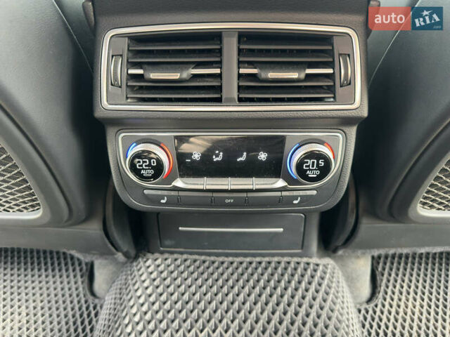 Белый Ауди Ку 7, объемом двигателя 2.97 л и пробегом 284 тыс. км за 37000 $, фото 11 на Automoto.ua