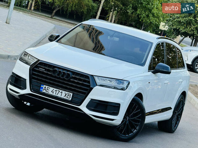 Белый Ауди Ку 7, объемом двигателя 2.97 л и пробегом 195 тыс. км за 32900 $, фото 7 на Automoto.ua