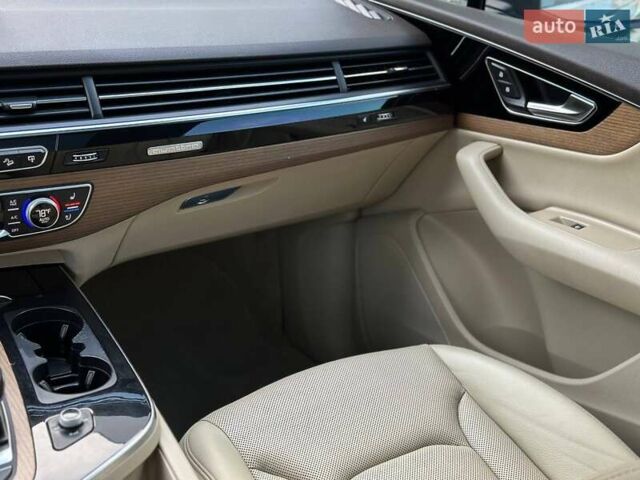 Белый Ауди Ку 7, объемом двигателя 1.98 л и пробегом 155 тыс. км за 23900 $, фото 17 на Automoto.ua