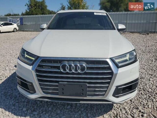 Белый Ауди Ку 7, объемом двигателя 3 л и пробегом 147 тыс. км за 6900 $, фото 4 на Automoto.ua