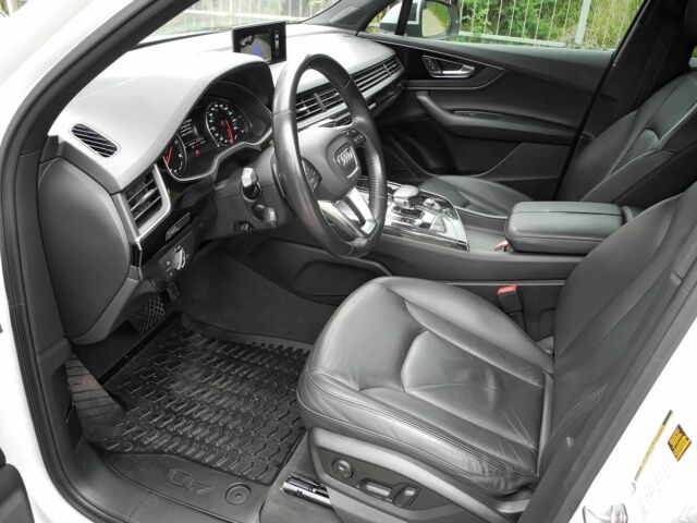 Белый Ауди Ку 7, объемом двигателя 2 л и пробегом 71 тыс. км за 14200 $, фото 4 на Automoto.ua