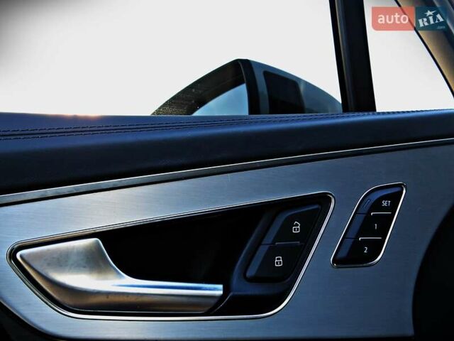 Белый Ауди Ку 7, объемом двигателя 2.97 л и пробегом 202 тыс. км за 43000 $, фото 20 на Automoto.ua