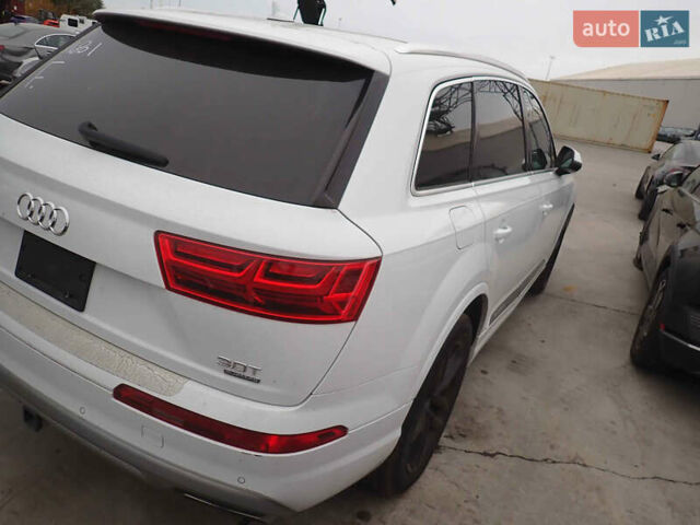 Білий Ауді Ку 7, об'ємом двигуна 3 л та пробігом 186 тис. км за 18500 $, фото 2 на Automoto.ua