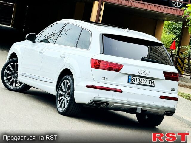 Белый Ауди Ку 7, объемом двигателя 3 л и пробегом 139 тыс. км за 33000 $, фото 2 на Automoto.ua