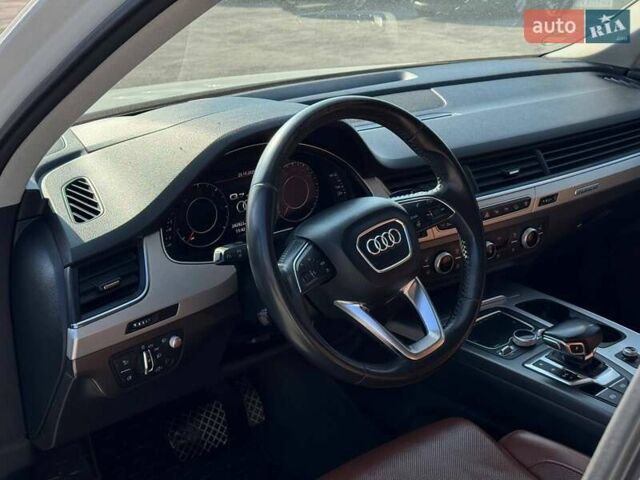Ауді Ку 7 2016 у Каменце-Подольском на Automoto.ua Білий Ауді Ку 7, об'ємом двигуна 2.97 л та пробігом 282 тис. км за 38000 $, фото 22 на Automoto.ua
