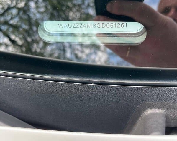 Белый Ауди Ку 7, объемом двигателя 2.97 л и пробегом 284 тыс. км за 37000 $, фото 33 на Automoto.ua