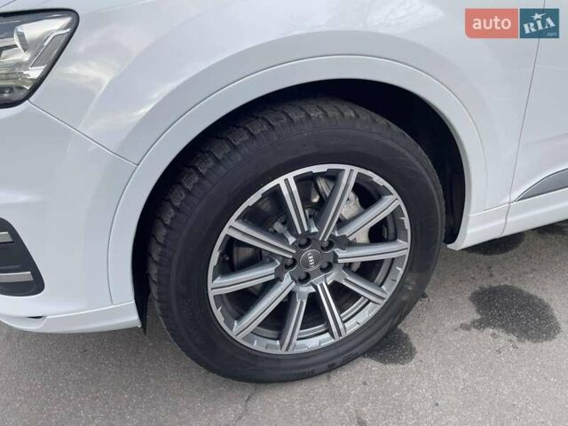 Белый Ауди Ку 7, объемом двигателя 3 л и пробегом 253 тыс. км за 26000 $, фото 9 на Automoto.ua