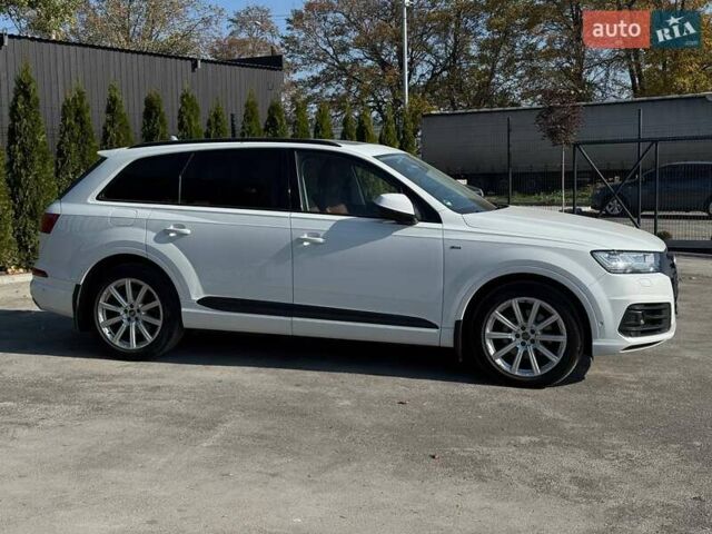 Ауді Ку 7 2016 у Каменце-Подольском на Automoto.ua Білий Ауді Ку 7, об'ємом двигуна 2.97 л та пробігом 282 тис. км за 38000 $, фото 1 на Automoto.ua