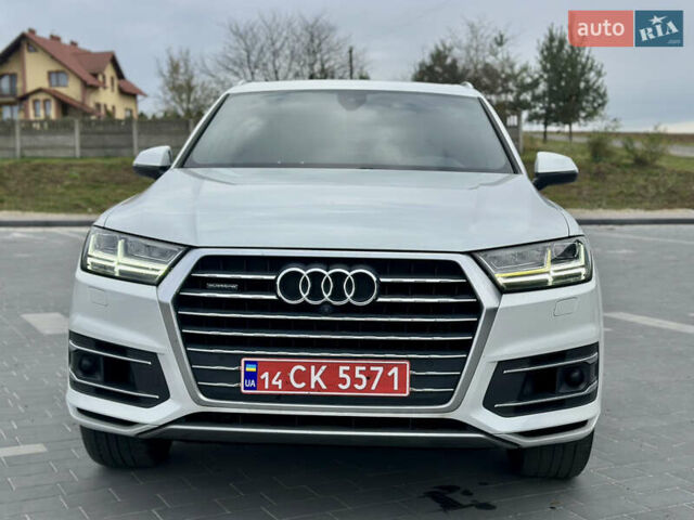 Белый Ауди Ку 7, объемом двигателя 3 л и пробегом 217 тыс. км за 18500 $, фото 1 на Automoto.ua