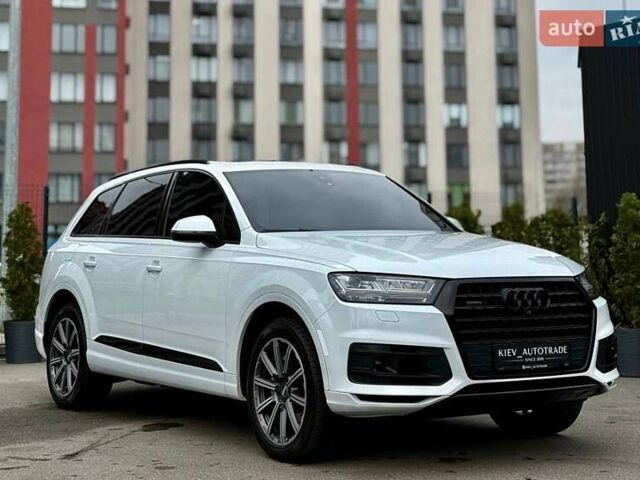 Белый Ауди Ку 7, объемом двигателя 3 л и пробегом 236 тыс. км за 22900 $, фото 5 на Automoto.ua