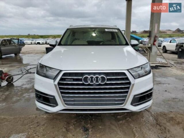 Білий Ауді Ку 7, об'ємом двигуна 3 л та пробігом 90 тис. км за 18500 $, фото 4 на Automoto.ua