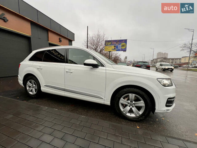 Белый Ауди Ку 7, объемом двигателя 2.97 л и пробегом 169 тыс. км за 38000 $, фото 5 на Automoto.ua