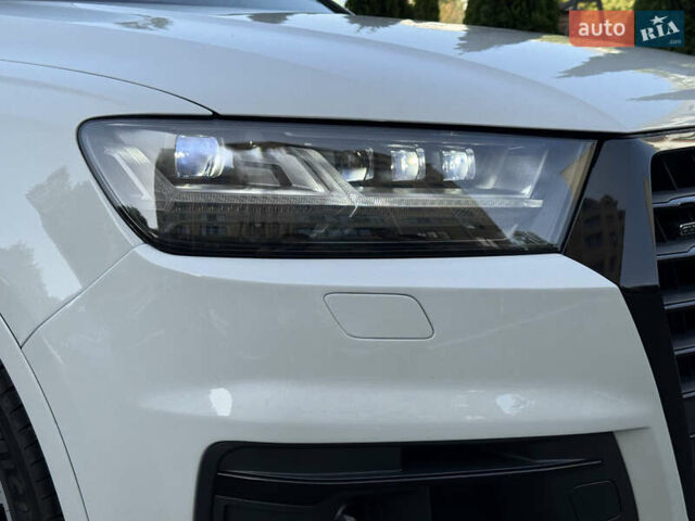 Белый Ауди Ку 7, объемом двигателя 3 л и пробегом 169 тыс. км за 42000 $, фото 41 на Automoto.ua