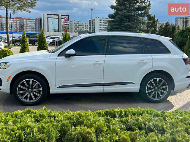 Белый Ауди Ку 7, объемом двигателя 3 л и пробегом 117 тыс. км за 35300 $, фото 3 на Automoto.ua