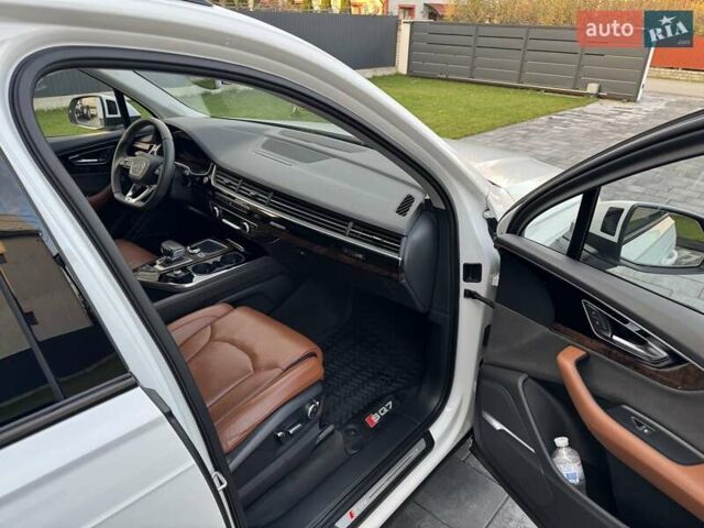 Білий Ауді Ку 7, об'ємом двигуна 2.97 л та пробігом 225 тис. км за 35500 $, фото 19 на Automoto.ua