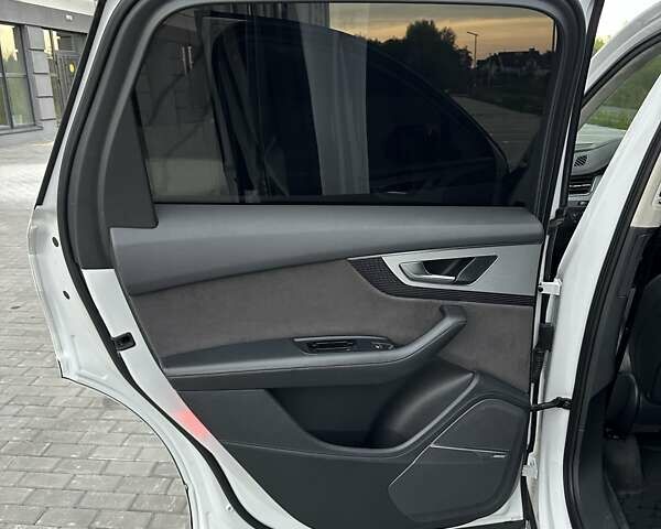 Білий Ауді Ку 7, об'ємом двигуна 2.97 л та пробігом 188 тис. км за 39500 $, фото 52 на Automoto.ua