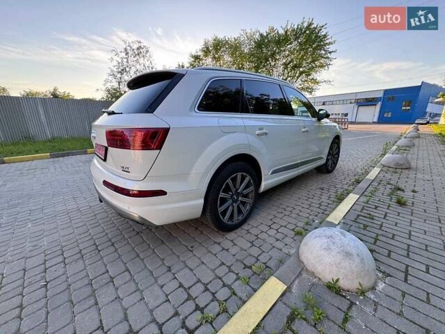 Белый Ауди Ку 7, объемом двигателя 3 л и пробегом 242 тыс. км за 21500 $, фото 1 на Automoto.ua