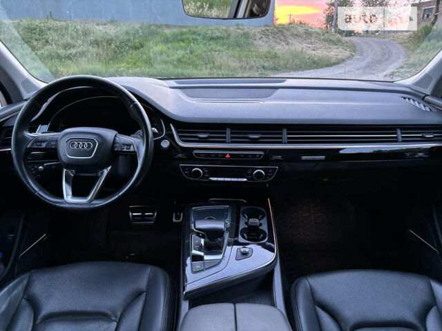 Белый Ауди Ку 7, объемом двигателя 3 л и пробегом 192 тыс. км за 26500 $, фото 7 на Automoto.ua