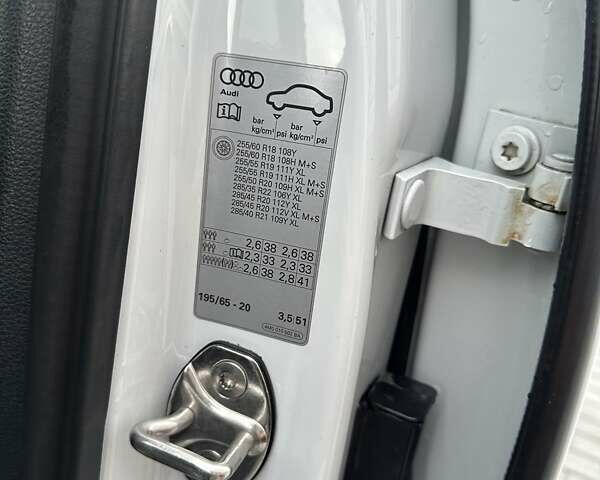 Білий Ауді Ку 7, об'ємом двигуна 2.97 л та пробігом 188 тис. км за 39500 $, фото 49 на Automoto.ua