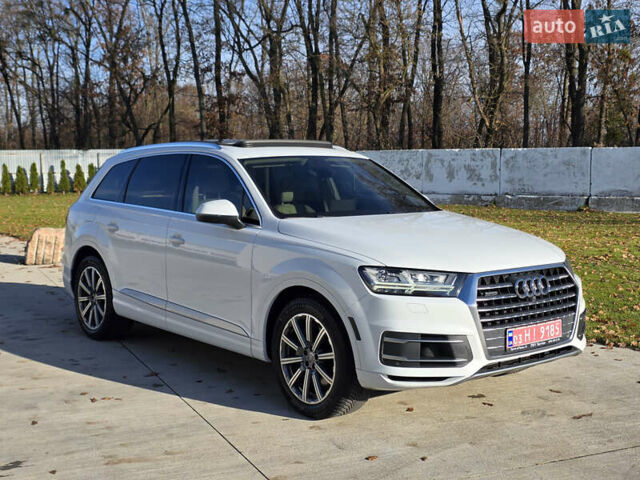 Белый Ауди Ку 7, объемом двигателя 3 л и пробегом 157 тыс. км за 27900 $, фото 1 на Automoto.ua