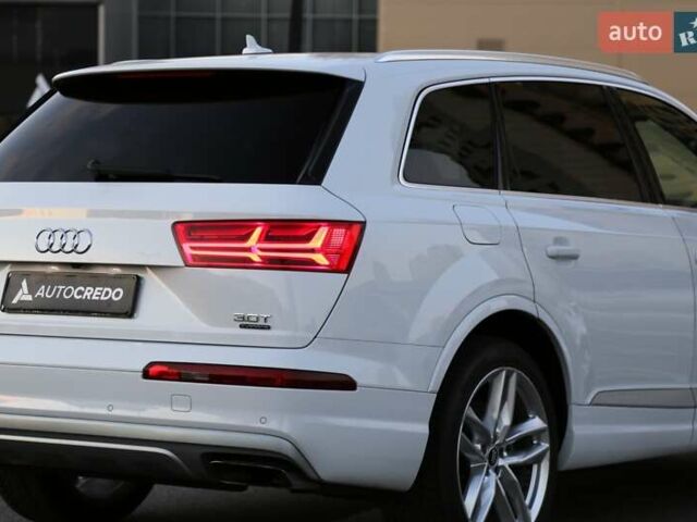 Белый Ауди Ку 7, объемом двигателя 3 л и пробегом 85 тыс. км за 30900 $, фото 5 на Automoto.ua