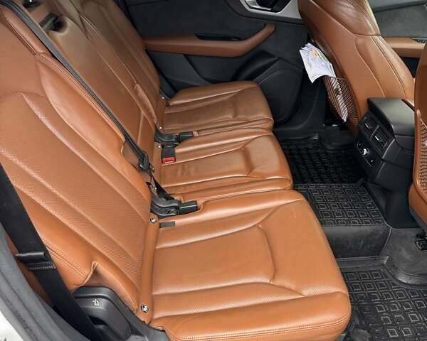 Білий Ауді Ку 7, об'ємом двигуна 2.97 л та пробігом 270 тис. км за 40500 $, фото 11 на Automoto.ua