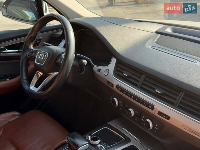 Ауді Ку 7 2016 у Каменце-Подольском на Automoto.ua Білий Ауді Ку 7, об'ємом двигуна 2.97 л та пробігом 282 тис. км за 38000 $, фото 39 на Automoto.ua