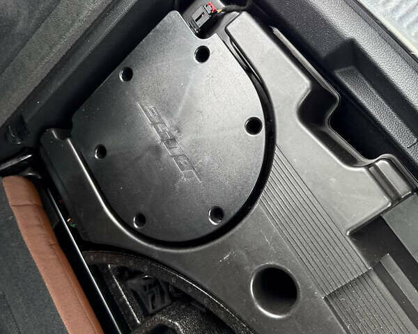 Ауди Ку 7 2016 в Стрые на Automoto.ua Белый Ауди Ку 7, объемом двигателя 3 л и пробегом 184 тыс. км за 23900 $, фото 31 на Automoto.ua