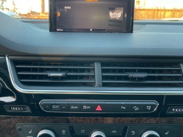 Ауди Ку 7 2016 в Львове на Automoto.ua Белый Ауди Ку 7, объемом двигателя 3 л и пробегом 254 тыс. км за 20900 $, фото 17 на Automoto.ua