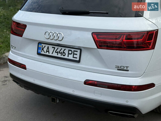Білий Ауді Ку 7, об'ємом двигуна 3 л та пробігом 175 тис. км за 22800 $, фото 10 на Automoto.ua
