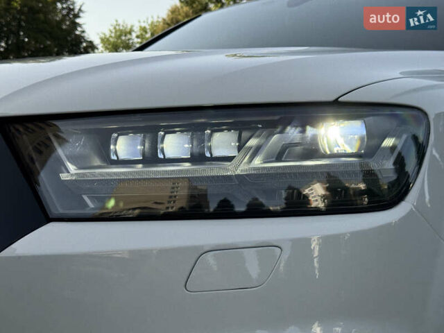 Белый Ауди Ку 7, объемом двигателя 3 л и пробегом 169 тыс. км за 42000 $, фото 40 на Automoto.ua