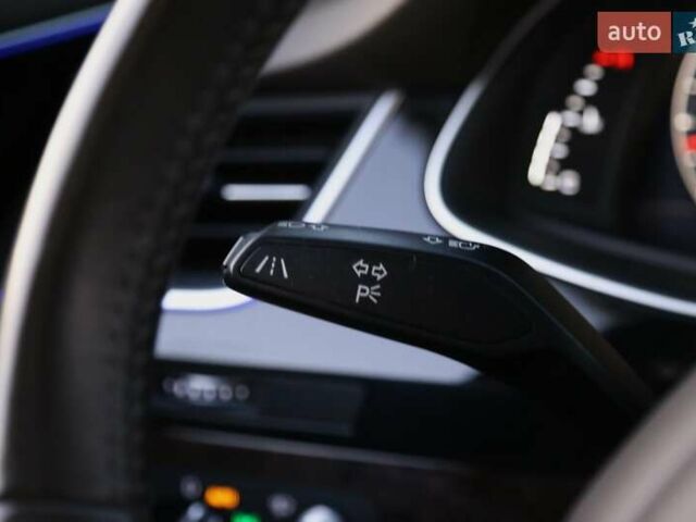 Белый Ауди Ку 7, объемом двигателя 3 л и пробегом 85 тыс. км за 30900 $, фото 36 на Automoto.ua